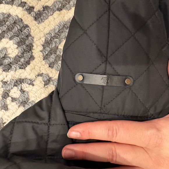 Ralph Lauren Black Women's Faux-Suede-Trim Quilted coat - Picture 7 of 9